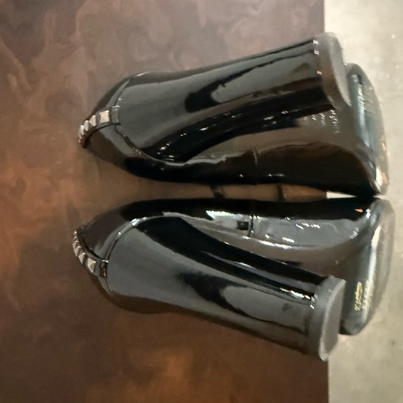 The Kooples Black Patent Leather Mary Jane heels - Picture 6 of 9